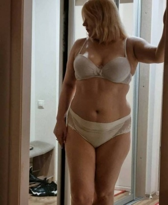 Василиса, 38